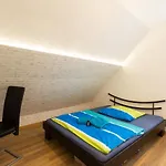 Deutsche Messe Zimmer - Private Rooms Hannover Exhibition Center (room agency)